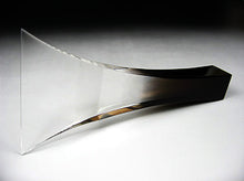 Load image into Gallery viewer, Crystal Clear Acrylic Tsugaru Shamisen Bachi Plectrum Pick