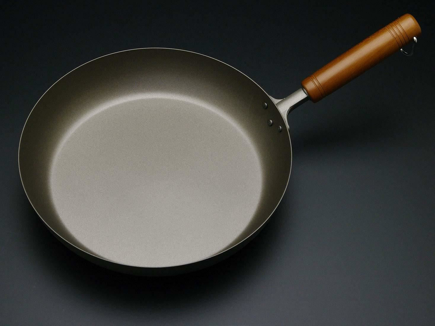 Pure Titanium Frying pan with wooden handle Amazing Lightweight