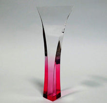 Load image into Gallery viewer, Crystal Clear Acrylic Tsugaru Shamisen Bachi Plectrum Pick
